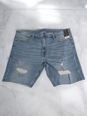 No Boundaries Light Blue Distressed Denim Shorts